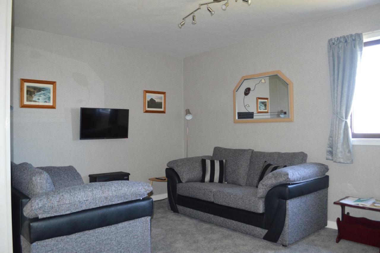 Bachylis Self Catering Villa Kirkwall Bagian luar foto